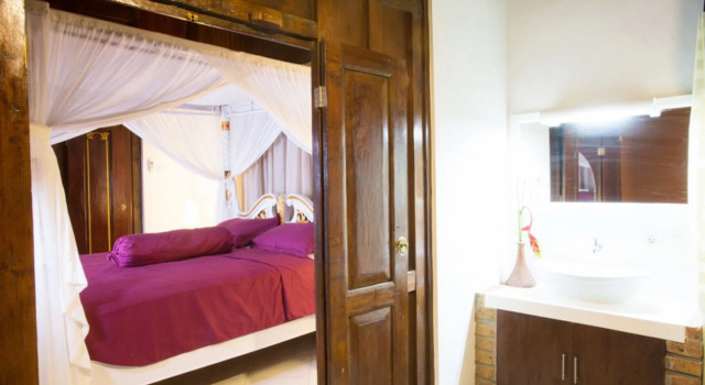 Kubu Ampo Villa