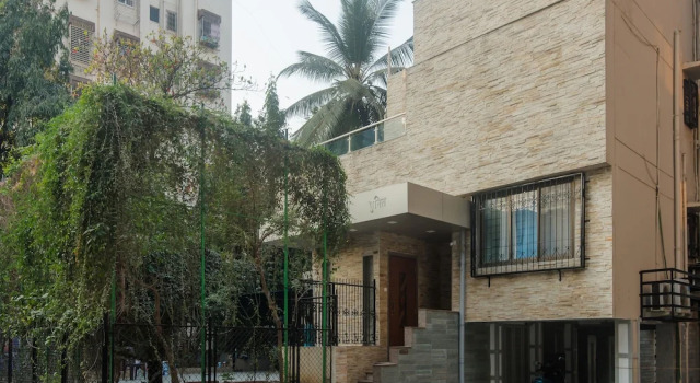 OYO 11561 Imperial Bungalow