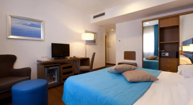 Двухместный номер Comfort Hotel Plaza