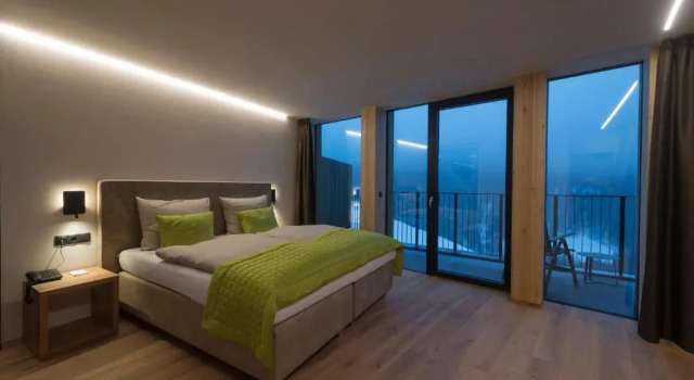 Полулюкс Hotel Panoramic Lotsch