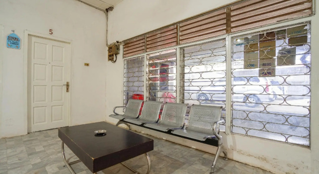 OYO 1868 Penginapan Sekip, Rezerwuj Hotel Palembang Sumatra