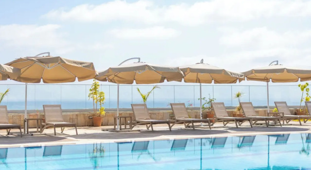 Апартаменты Sanders Seaview Paphos