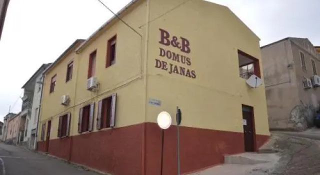 B&B Domus De Janas, Book Bed and Breakfast Sedini Sardinia North