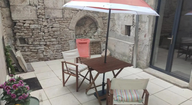 Studio de charme, au calme dans le vieux Chaumont