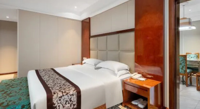 Люкс Deluxe Yamei Hotel (Xiangtan Youyi)