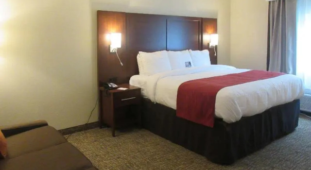 Номер Standard Michigan City Inn