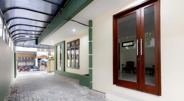 Urbanview Hotel Mitra near Grand Indonesia, Book Hotel Tanah Abang Jakarta
