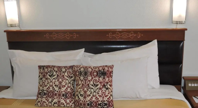 Luksusowy rodzinny pokój Hotel Grand Continental Kuching