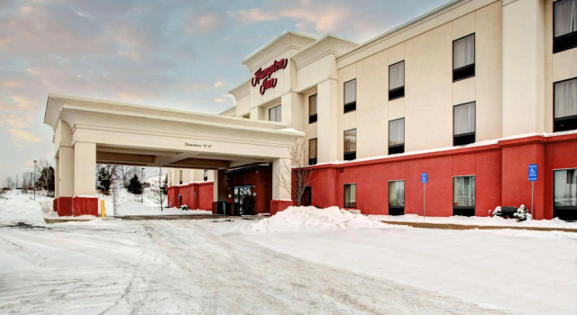 Seng i sovesal Hampton Inn Coldwater