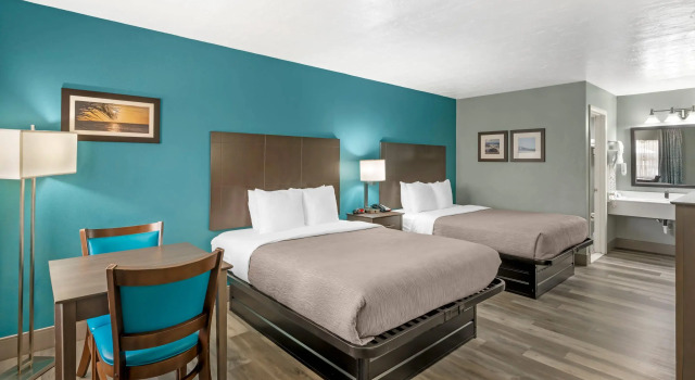 Четырёхместный номер Standard Quality Inn Bradenton North I-75