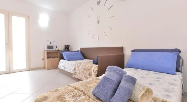 Апартаменты IzzHome New One