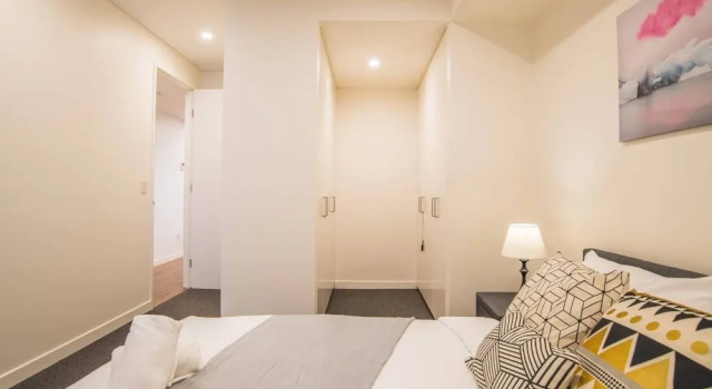 Modern 2bed2bath APT at Neutral Bayparking+wifi