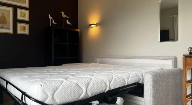Studio De Haan - Netflix, Gelmatras en Zwembad, Varaa Huoneisto Hotellit Brussels pysäköinnillä, Pysäköinti
