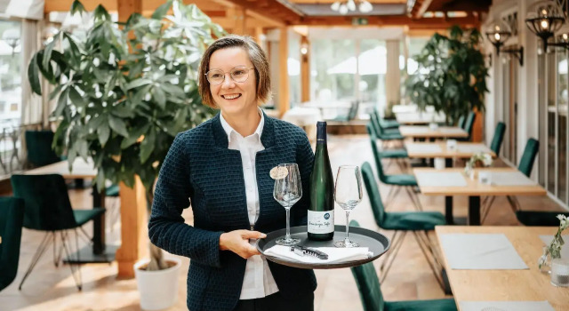 Hotel Weisser Bär, Забронировать Отель Мюльхайм Хунсрюк