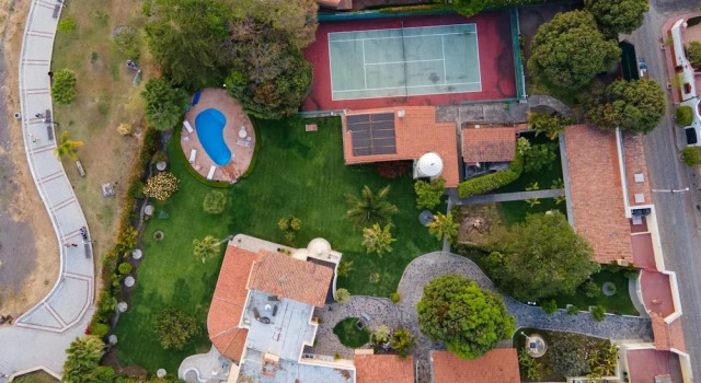 Коттедж Casa con Alberca Frente al Lago Lakefront House one Step Away From the Melacon