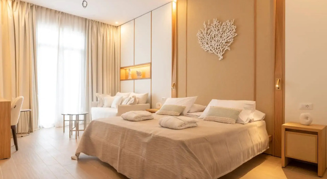 Трёхместный номер Comfort The 12th City Hotel