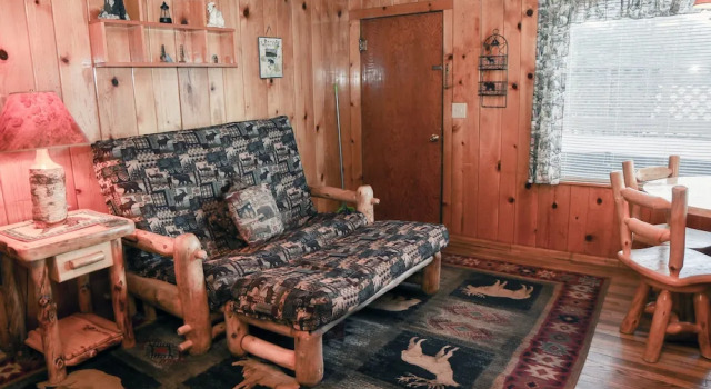 Lazy R Cottages: 3, Забронировать Отель Эстес-Парк Rocky Mountain National Park, рядом с Trout Haven Fishing Pond