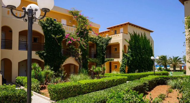 Vantaris Luxury Beach Resort