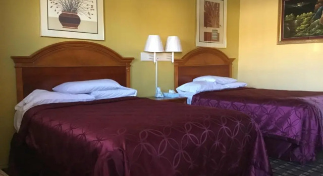 Standard- firedobbelt værelse Budget Inn Plainview