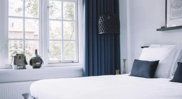 B&B Logeren bij Lies, Rezerwuj Bed and Breakfast Hotele w Veluwe z parkingiem, Parking