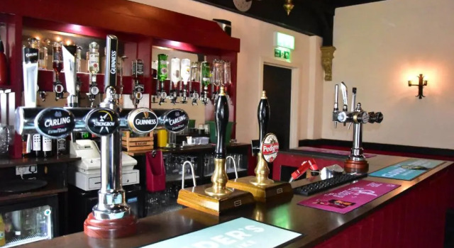 The Bull Hotel, Забронировать Отель Отели Англии с завтраком, Завтраки