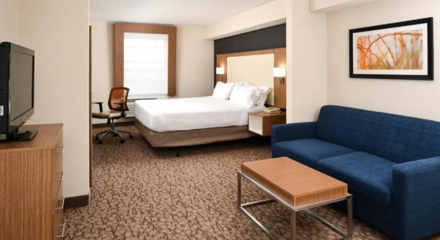 Люкс Holiday Inn Express Hotel & Suites Bonita Springs/Naples by IHG