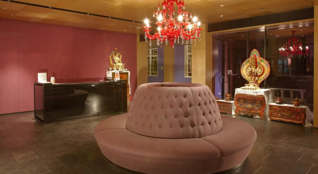 Four Points by Sheraton Lhasa, Boek Hotel Hotels in Lhasa met parkeren, in de buurt van Ramoche Temple, Parkeren