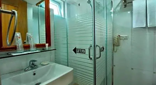 Люкс Premier Wellcome Hotel