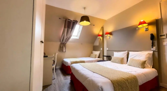 Трёхместный номер Standard Splendid Hôtel