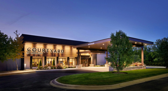 Courtyard by Marriott Chicago Highland Park/Northbrook