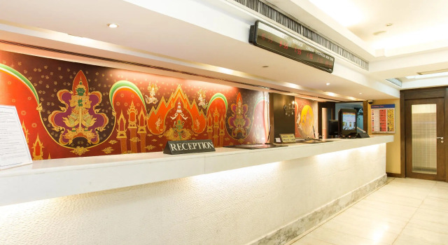 Bangkok Centre Hotel, Забронировать Отель Отели Бангкока 4 звезды, рядом с Черий Накхон, 4*