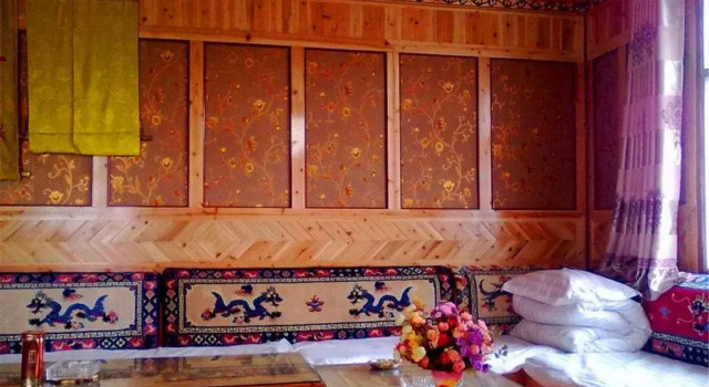 Xiahe Yangzong Hostel, Book Hostel / Vandrerhjem Hostels i Xiahe, Hostel / Vandrerhjem