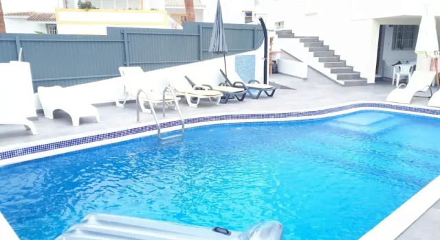 Апартаменты Marina Vila Apartment with Pool