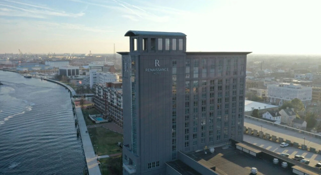 Двухместный номер Standard Renaissance Portsmouth-Norfolk Waterfront Hotel