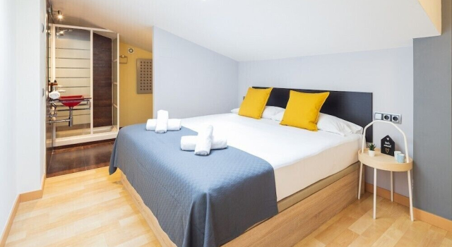 Номер Standard Дуплекс с 3 комнатами с балконом Lucas House Apartments by Sitges Group