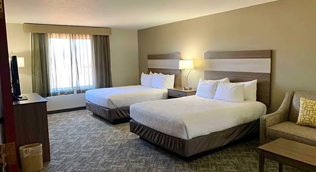 Люкс с 2 комнатами Best Western Plus Great Northern Inn