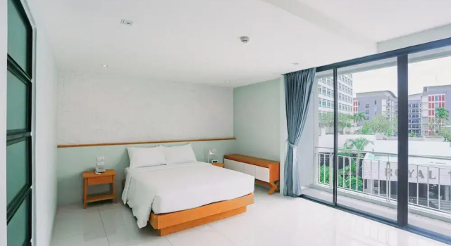 Одноместный номер Deluxe с балконом Go2bed Pattaya Hotel