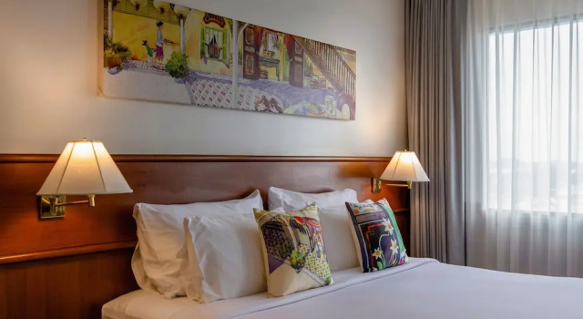Люкс Royal Phuket City Hotel