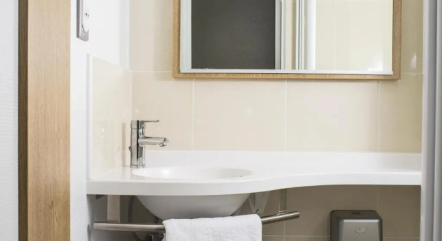 Двухместный номер Standard Hôtel Inn Design Montluçon