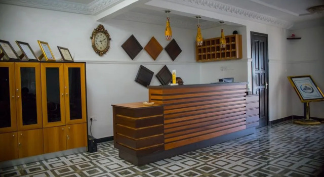Grace Garden Hotel, Prenota Hotel Shama Shama Ahanta East