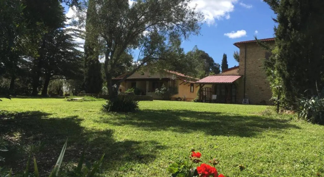 Апартаменты Relaxing Countryside Apartments Near Cecina Sea
