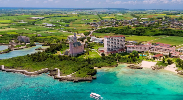 Трёхместный номер Standard Hotel Breezebay Marina