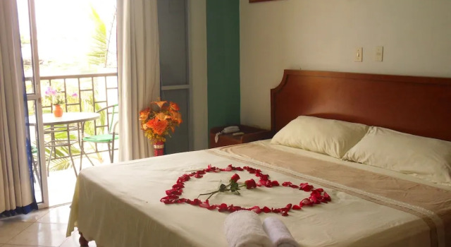 Hotel Antonio's, Đặt Khách sạn Khách sạn ở Ucayali có hồ bơi, Hồ bơi