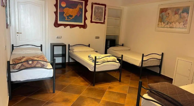 Кровать в общем номере (женский номер) Hostel Brikette