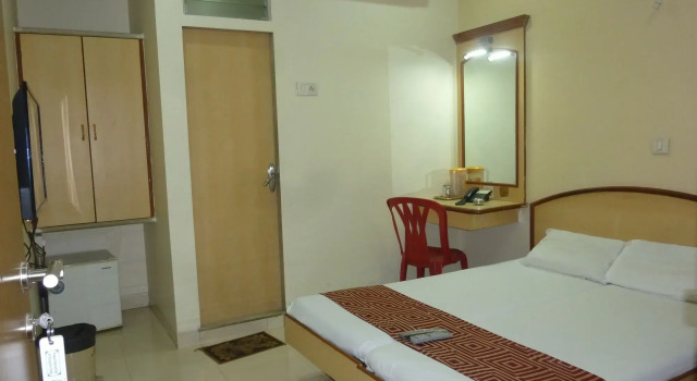 Hotel New Bengal, Забронировать Отель Отели штата Махараштры 3 звезды, 3*