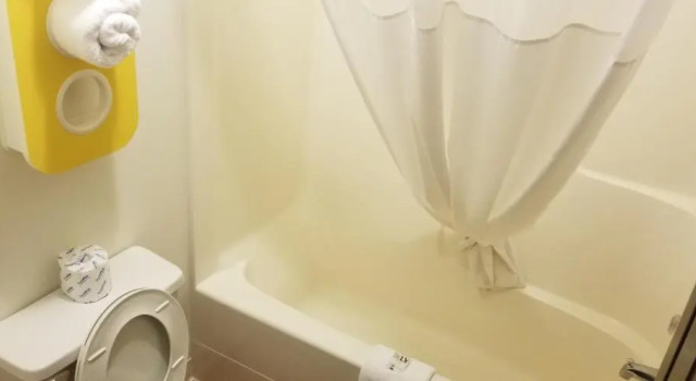 Четырёхместный номер Deluxe Joys Inn Innisfail, AB