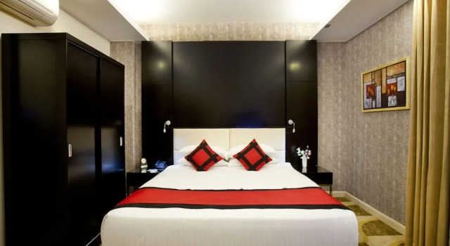 Номер Executive Innotel Luxury Business Hotel