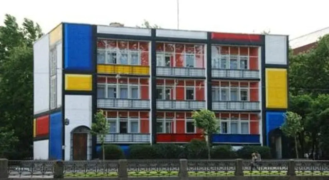 Graffiti Hostel, Забронировать Хостел Хостелы Санкт-Петербурга, рядом с Санкт-Петербургский Дом Музыки, Хостел