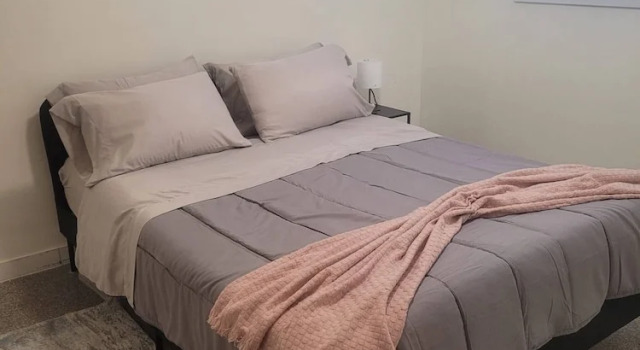 Апартаменты с 2 комнатами Modern 2BR Near Downtown & Expo Centre