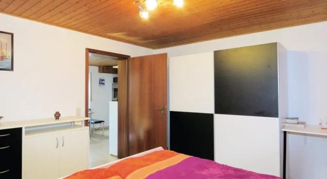 Beautiful Apartment in Brensbach OT Wersau With 1 Bedrooms and Wifi, Забронировать Апартаменты/квартира  